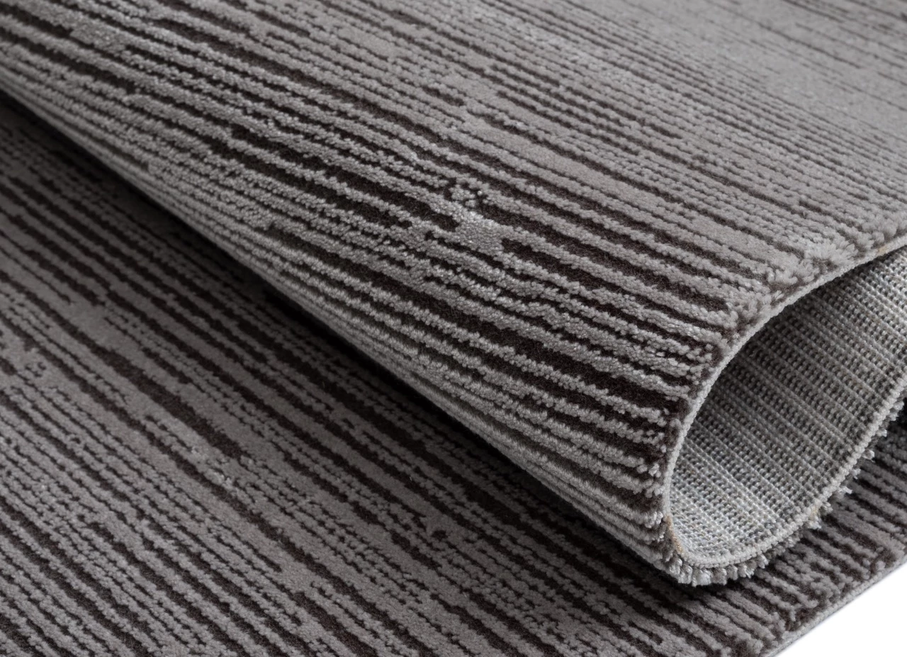 Bambu Halı mı Yün Halı mı? Doğru Halı Seçimi İçin Kılavuz